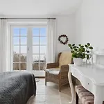 Beachfront Summerhouse With Amazing View And Peace *