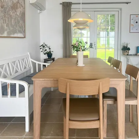 Beachfront Summerhouse With Amazing View And Peace * Hesselager