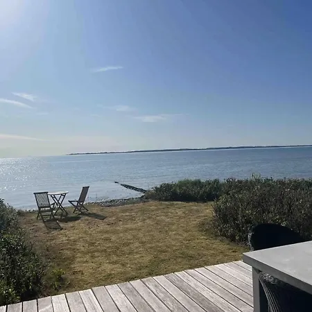 Beachfront Summerhouse With Amazing View And Peace Hesselager
