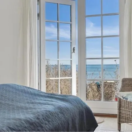 Casa de Férias Beachfront Summerhouse With Amazing View And Peace Hesselager