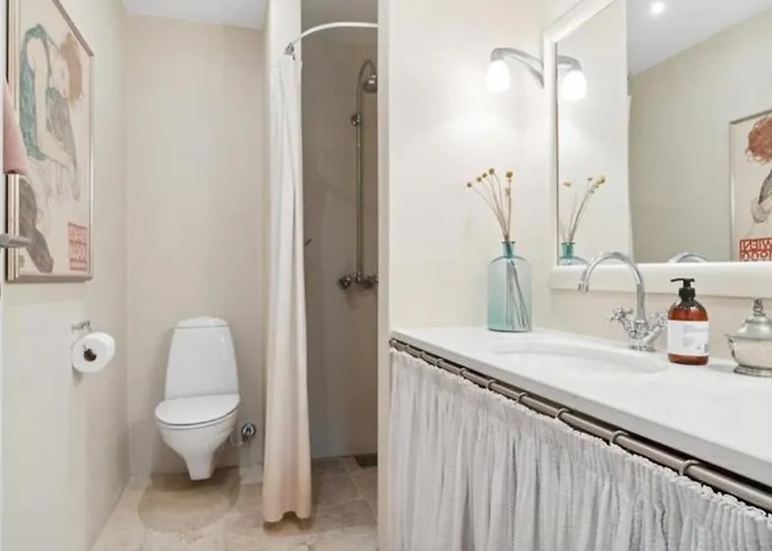 Vakantiehuis Beachfront Summerhouse With Amazing View And Peace Hesselager